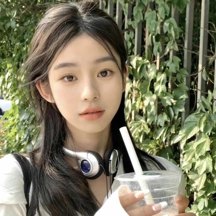 与君重逢初见时